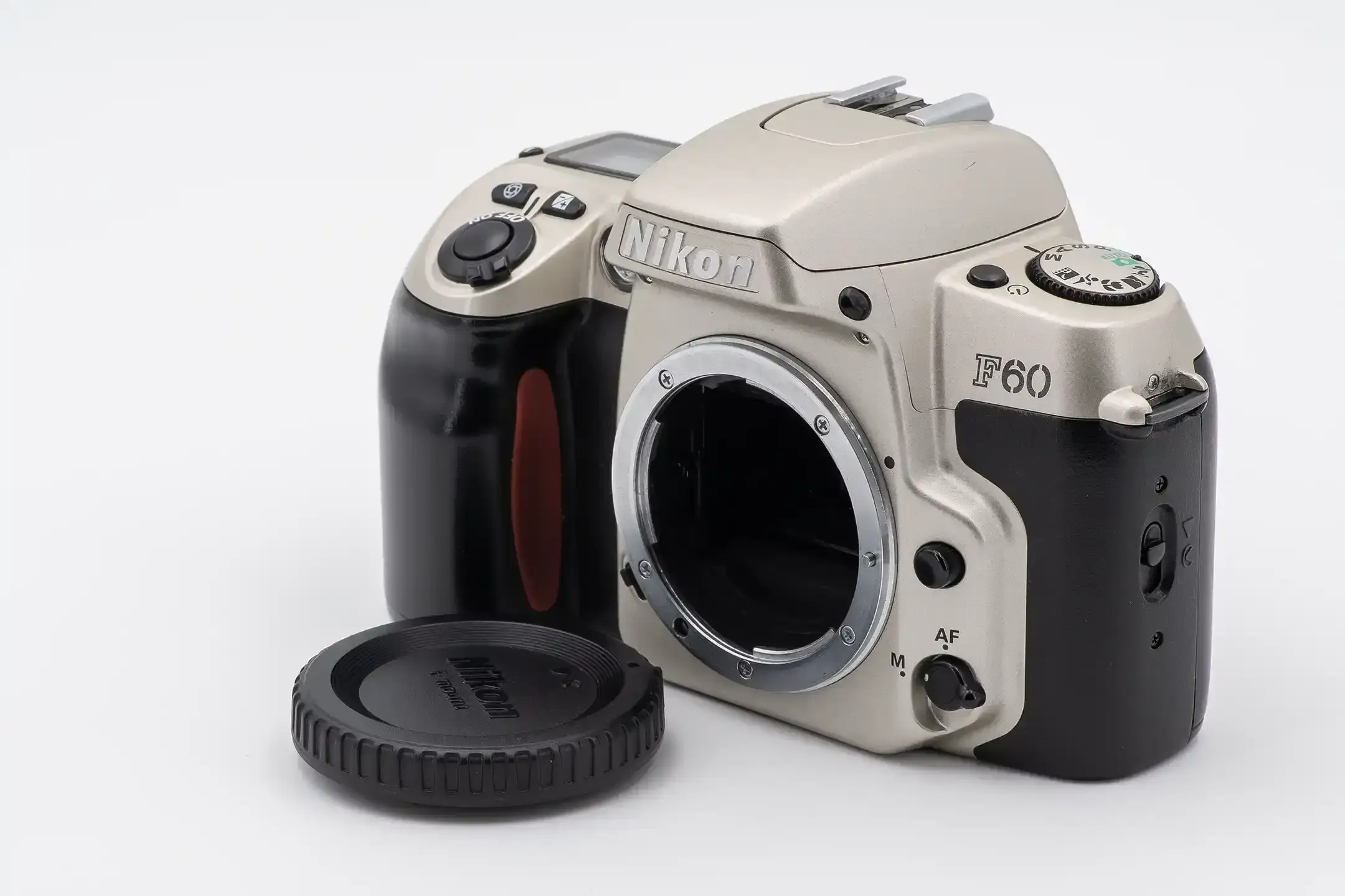 Nikon F60 Silver