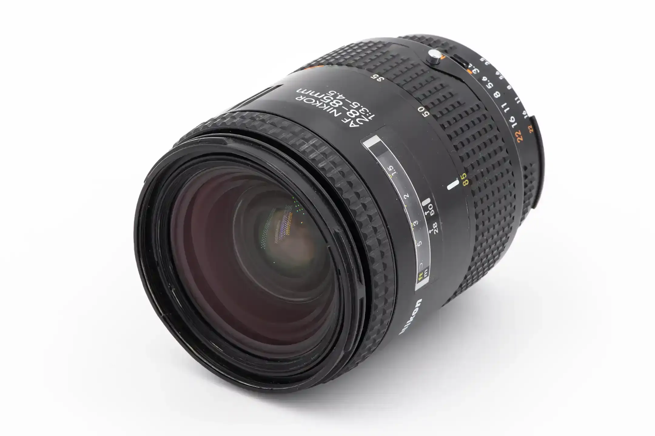 Occasion : Objectif Nikon 28-85 Macro F/3.5-4.5