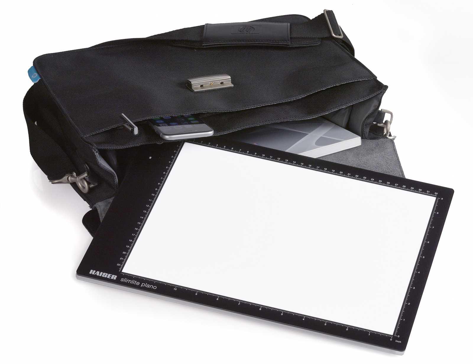 Panneau LED 32 x 22 cm rétroélairé pour négatifs et diapositives